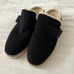 Dr. Scholl’s Platform Sherpa Mules Black‎ Cream Women’s 11